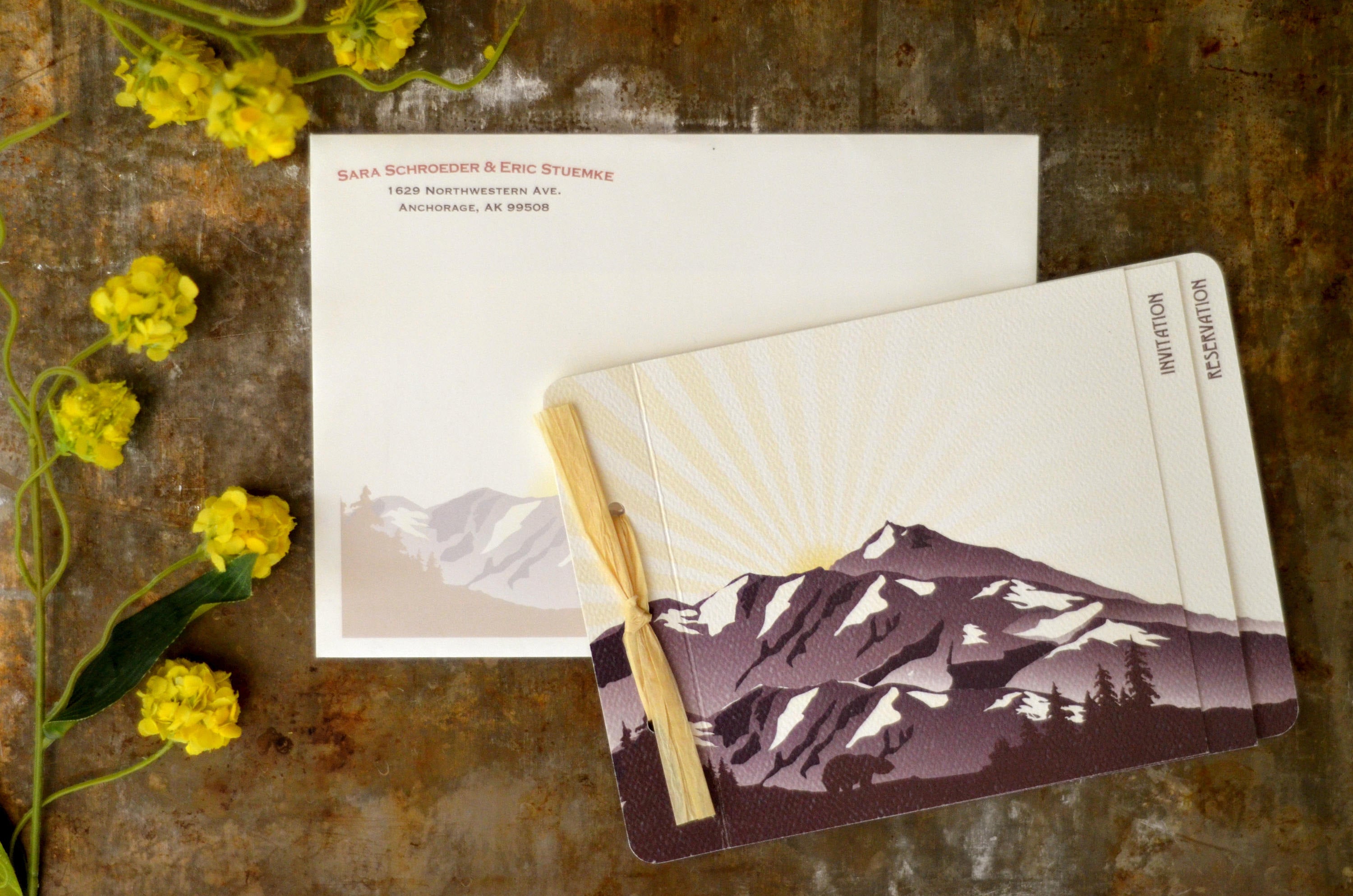 Livret Booklet Denali Alaskan Mountains (Purple & Yellow) with Bear Sunrise 5x7 Wedding Invitation with Envelope